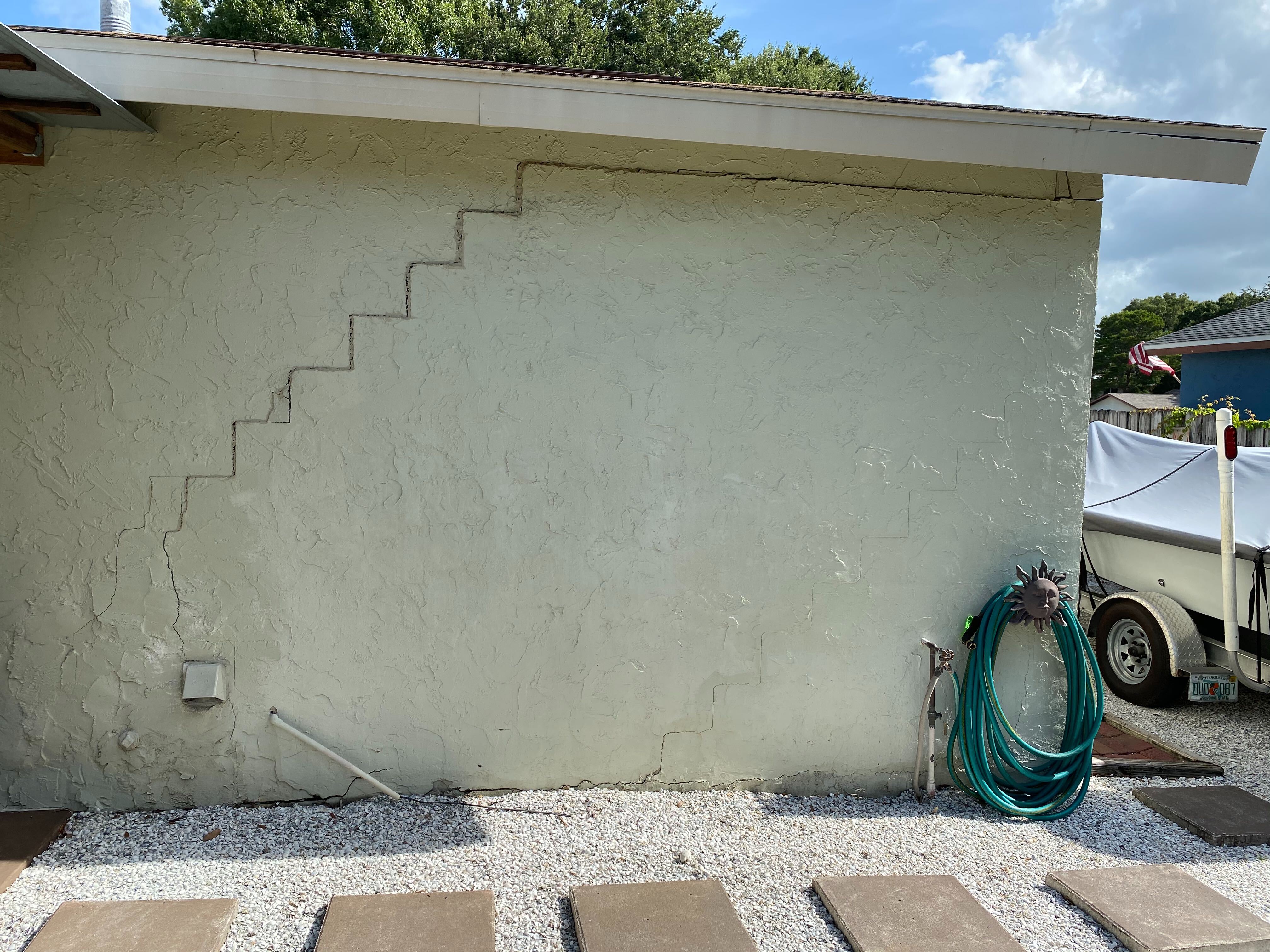 Shifting Foundation? Discover the 5 Signs of Foundation Damage